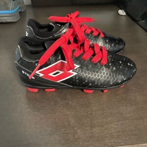 Boys outdoor soccer shoes size 8T
